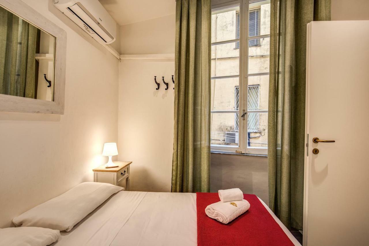Guest House O Affittacamere La Civetta Di Trastevere B Róma Kültér fotó